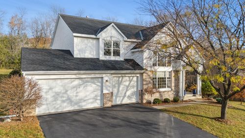 2058 Highgate Circle, Chanhassen, MN, 55317 | Card Image