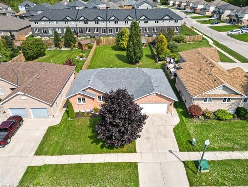 215 Bamford Dr, Listowel, ON, N4W3V2 | Card Image