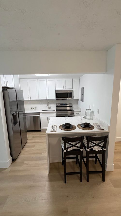 305-7300 Nw 17th St, Plantation, FL, 33313-5196 | Card Image