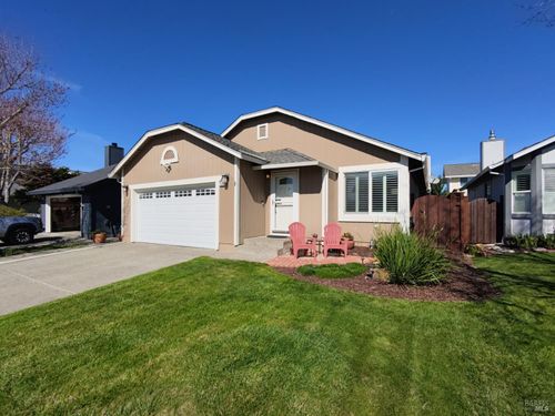 1388 Miramonte Pl, Rohnert Park, CA, 94928-8119 | Card Image