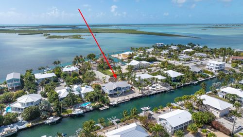 16823 E Point Dr, Sugarloaf Key, FL, 33042-3513 | Card Image
