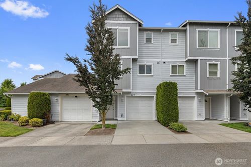 527 Neff Cir, Burlington, WA, 98233-2801 | Card Image