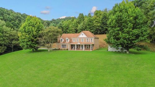 536 Mountain Rd., Pounding Mill, VA, 24637 | Card Image