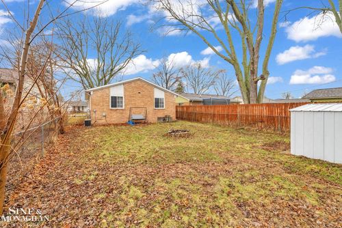 39476 Willmarth St, Harrison Twp, MI, 48045-5721 | Card Image