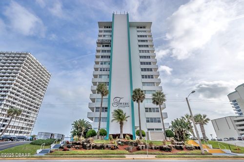 611-2800 N Atlantic Ave, Daytona Beach, FL, 32118-3052 | Card Image
