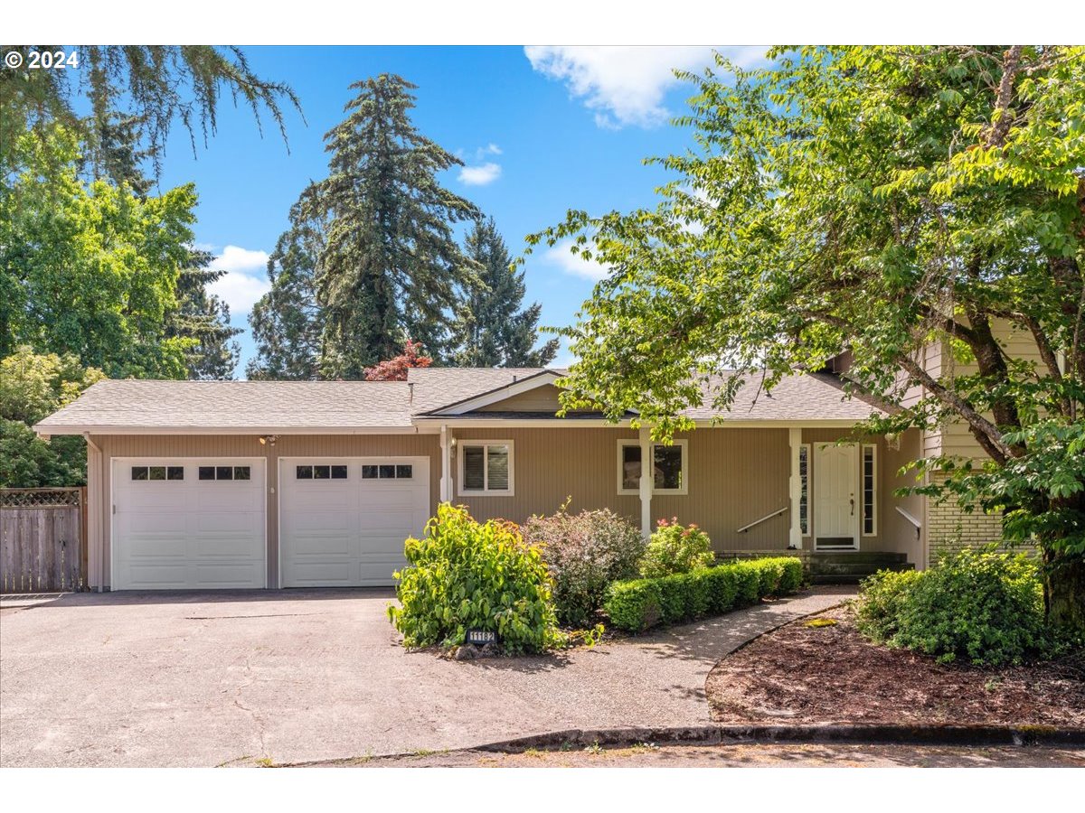 Allen Ct, Oregon City, OR 97045