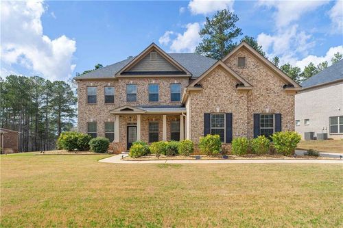 6857 Louis Dr, Locust Grove, GA, 30248-7108 | Card Image