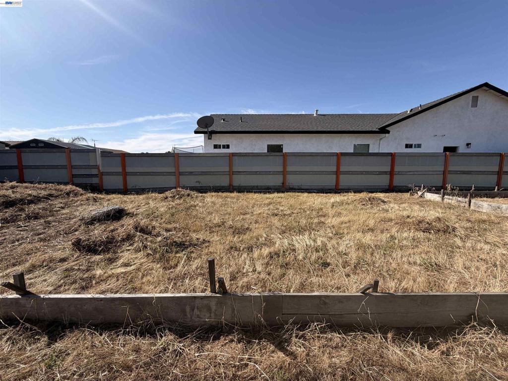 Land in Modesto 5