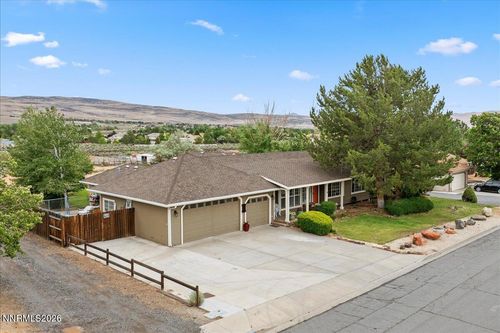 9420 Benedict Dr, Sparks, NV, 89441-9272 | Card Image
