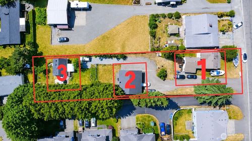 2611 S 135th St, SeaTac, WA, 98168-3866 | Card Image