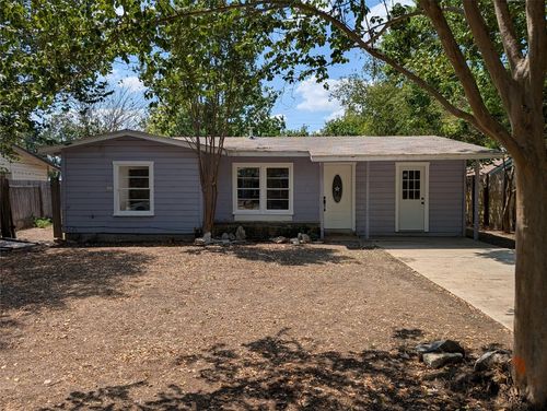 912 Sycamore St, San Marcos, TX, 78666-7022 | Card Image