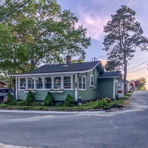 1 Nimrod Way, Wareham, MA, 02571-2069 | Card Image