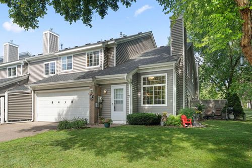 78-8438 Copperfield Way, Inver Grove Heights, MN, 55076-3371 | Card Image
