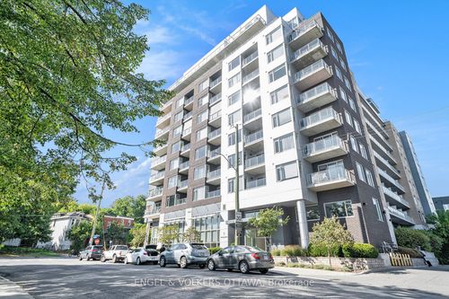 605-7 Marquette Ave, Vanier, ON, K1L8A7 | Card Image
