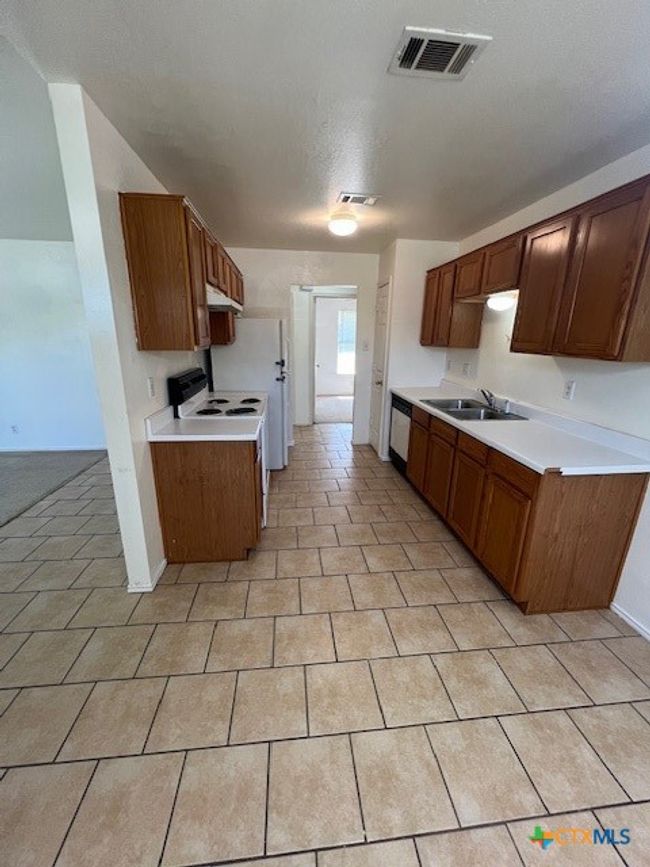 3414 Crescent Dr, House other with 3 bedrooms, 2 bathrooms and null parking in Killeen TX | Image 6