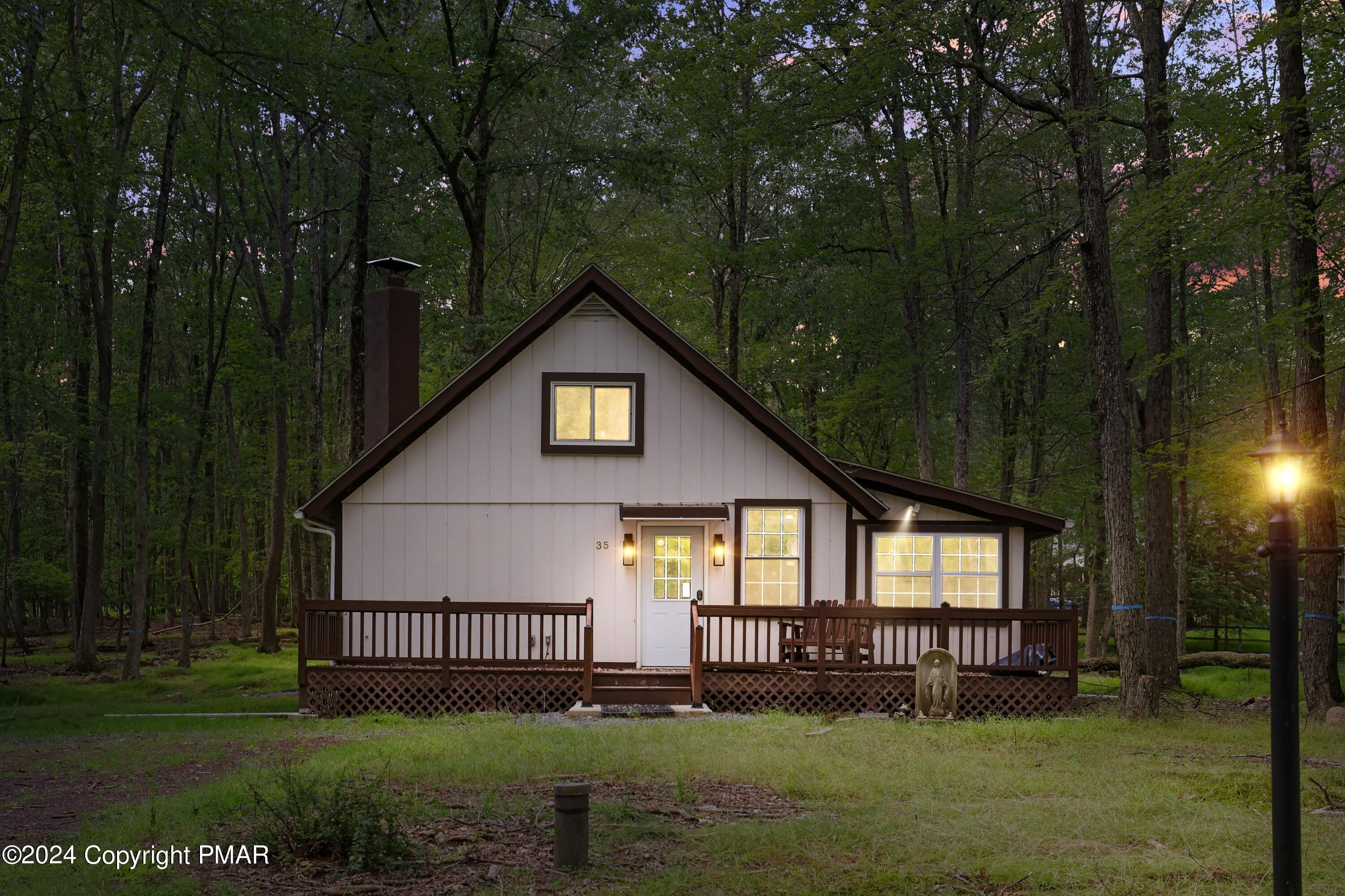 Leisure Ln, White Haven, PA 18661