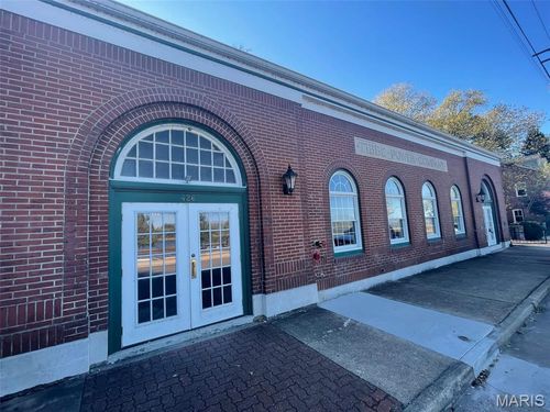 426 W Front St, Washington, MO, 63090-2103 | Card Image