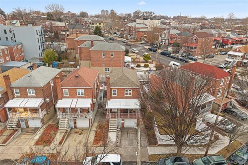 2004 Bogart Ave, Bronx, NY, 10462-3008 | Card Image