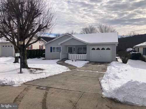 612 Canal Dr, PINE GROVE, PA, 17963-9262 | Card Image