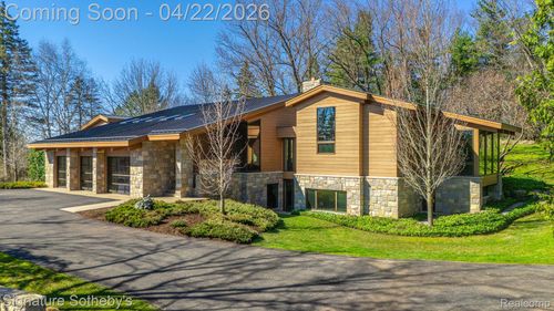 5051 Beach Rd, TROY, MI, 48098-2404 | Card Image