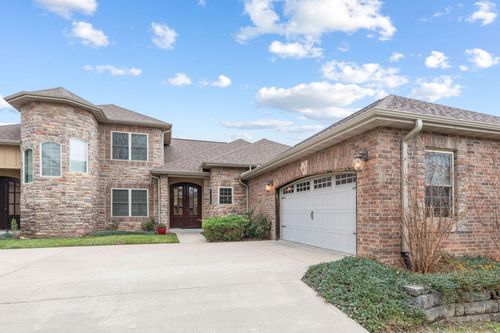 124 S Tuscany Dr, Hollister, MO, 65672-7103 | Card Image