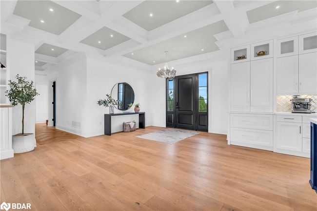 373227 6 Th Line, House other with 4 bedrooms, 4 bathrooms and 22 parking in Amaranth ON | Image 8