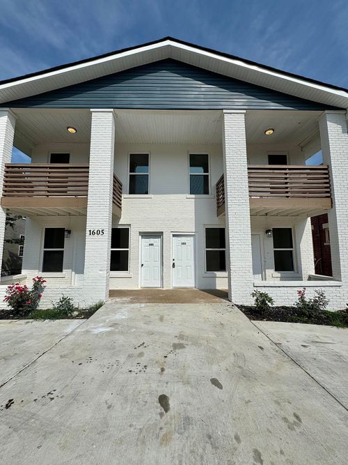 1605 Dodds Ave, Chattanooga, TN, 37404-5429 | Card Image