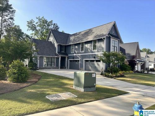 8229 Annika Dr, HOOVER, AL, 35244-4910 | Card Image