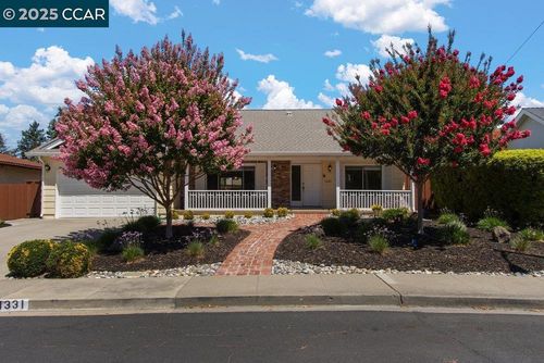1331 Edinburgh Ct, Concord, CA, 94518-3918 | Card Image