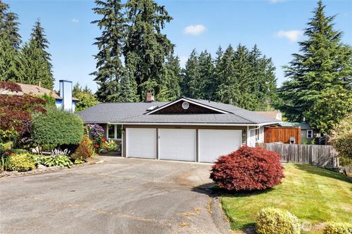 10104 Se 268th St, Kent, WA, 98030-7694 | Card Image