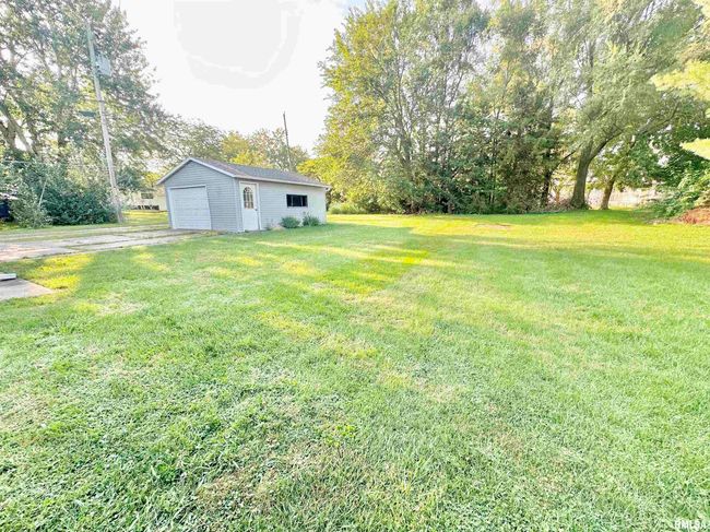 202 W South St, House other with 2 bedrooms, 1 bathrooms and null parking in Abingdon IL | Image 7