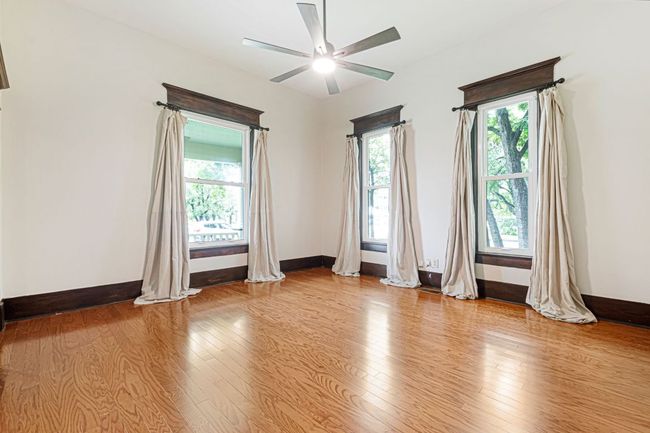 508 S Walnut St, House other with 4 bedrooms, 2 bathrooms and 6 parking in Lampasas TX | Image 8