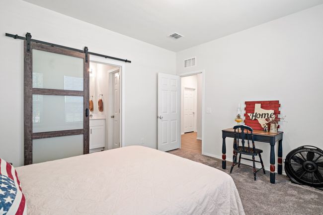 Front Bedroom | Image 20