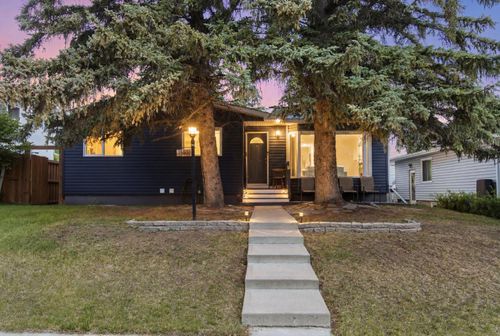 1140 105 Ave Sw, Calgary, AB, T2W0B1 | Card Image
