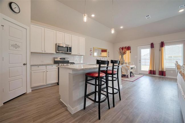 8619 Jetty Glen Dr, House other with 4 bedrooms, 3 bathrooms and 2 parking in Cypress TX | Image 7