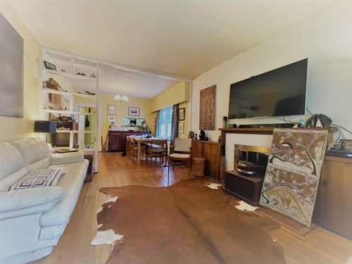 3259 W 7th Ave, Vancouver, BC, V6K2A3 | Card Image