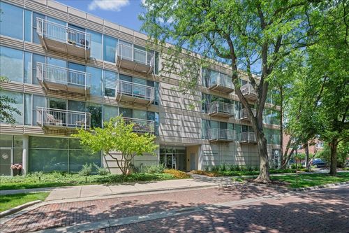 316-705 11th St, Wilmette, IL, 60091-2673 | Card Image