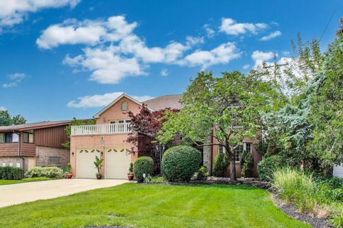 1206 Lathrop Ave, River Forest, IL, 60305-1116 | Card Image