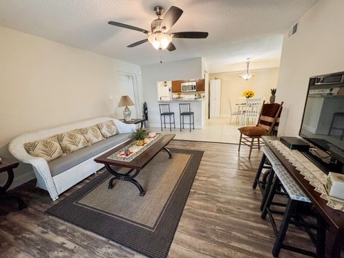 101-d1-2500 Se Anchorage Cv, Port St. Lucie, FL, 34952-6221 | Card Image