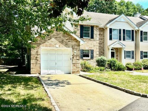 31 Weller Place, Holmdel, NJ, 07733 | Card Image