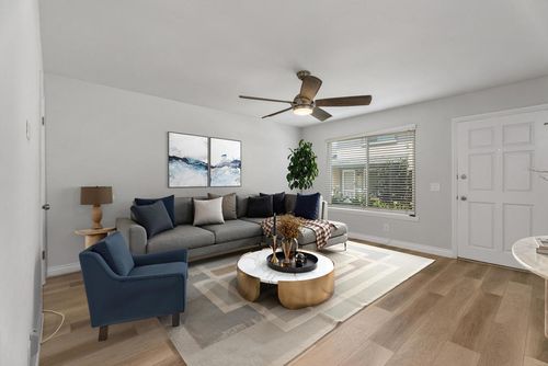 ci112-4731 Arena Cir, Huntington Beach, CA, 92649-3203 | Card Image