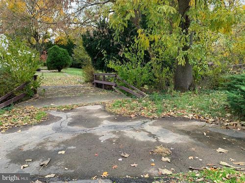 1515 Meadowbrook Rd, FEASTERVILLE TREVOSE, PA, 19053-4429 | Card Image