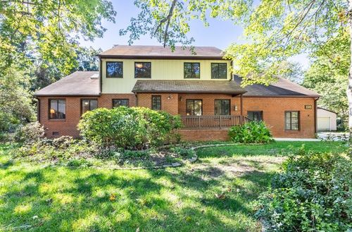 110 Hailsham Pl, Yorktown, VA, 23692-2828 | Card Image