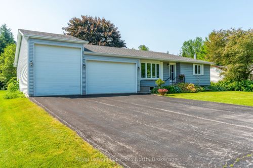 195 Aiken St, Meaford, ON, N4L1B3 | Card Image
