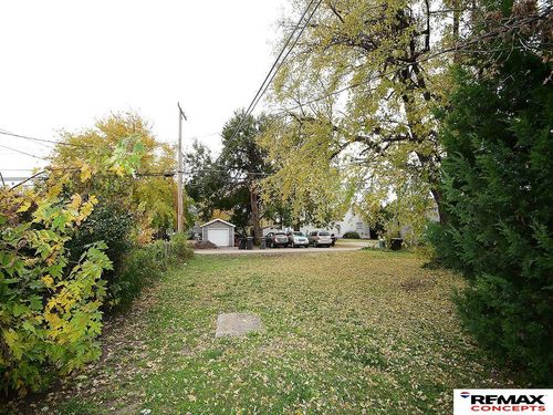 715 New Hampshire St, Lincoln, NE, 68508-1150 | Card Image