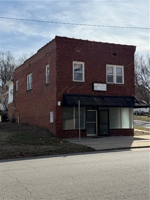 3002 Lafayette St, Saint Joseph, MO, 64507-1727 | Card Image