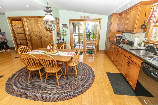 570 Atkins St, House other with 4 bedrooms, 2 bathrooms and null parking in Middletown CT | Image 16