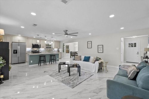 12219 Oakline Dr, Brookside Vl, TX, 77581-2091 | Card Image