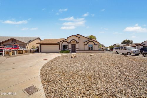6937 W Sheila Ln, Phoenix, AZ, 85033-4453 | Card Image