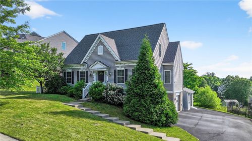 1504 Lombard Cir, Washington, PA, 15301-2137 | Card Image